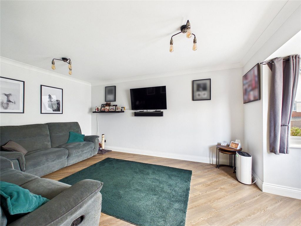 Property photo 3 of 19 Picture 3