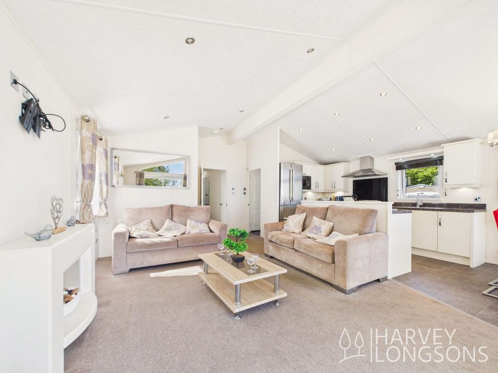 Property photo 2 of 17 Delta Canterbury Open Plan Living