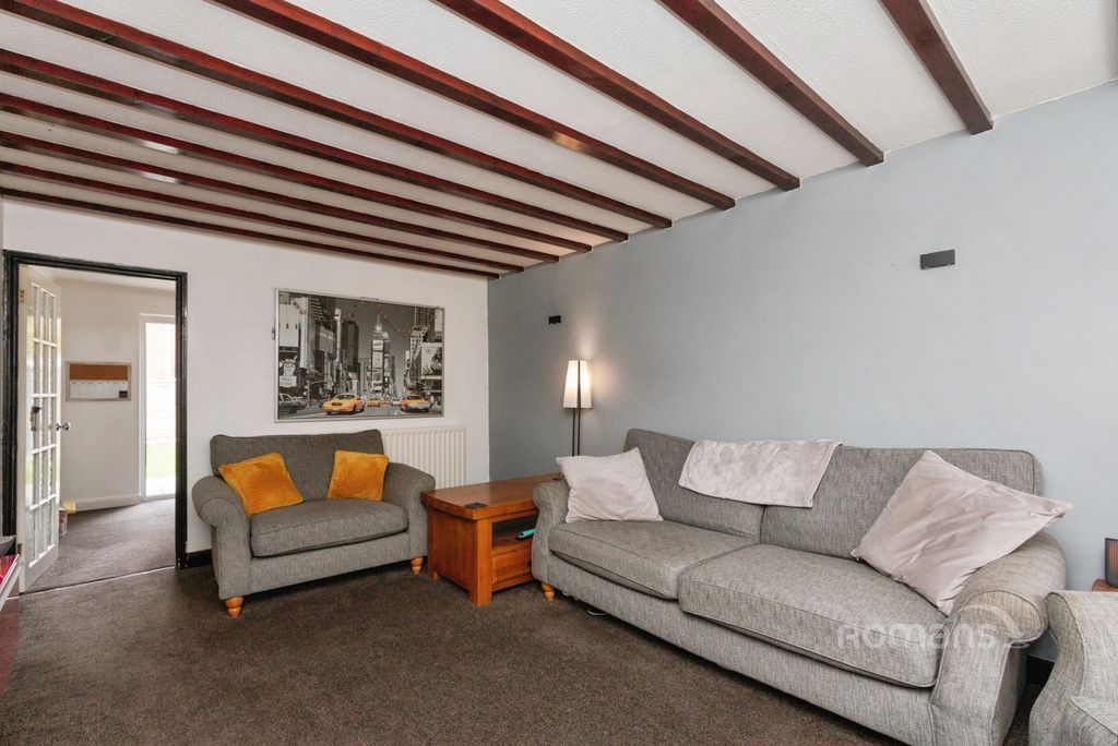 Property photo 3 of 15 Pbox-Img.Jpg