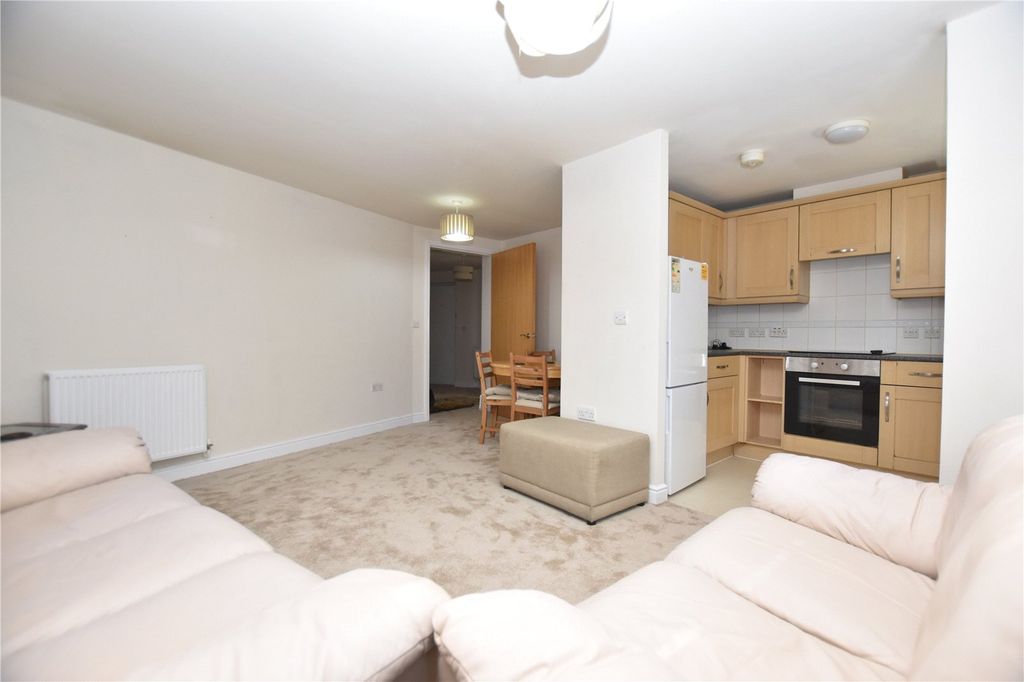 Property photo 2 of 9 Picture No. 06