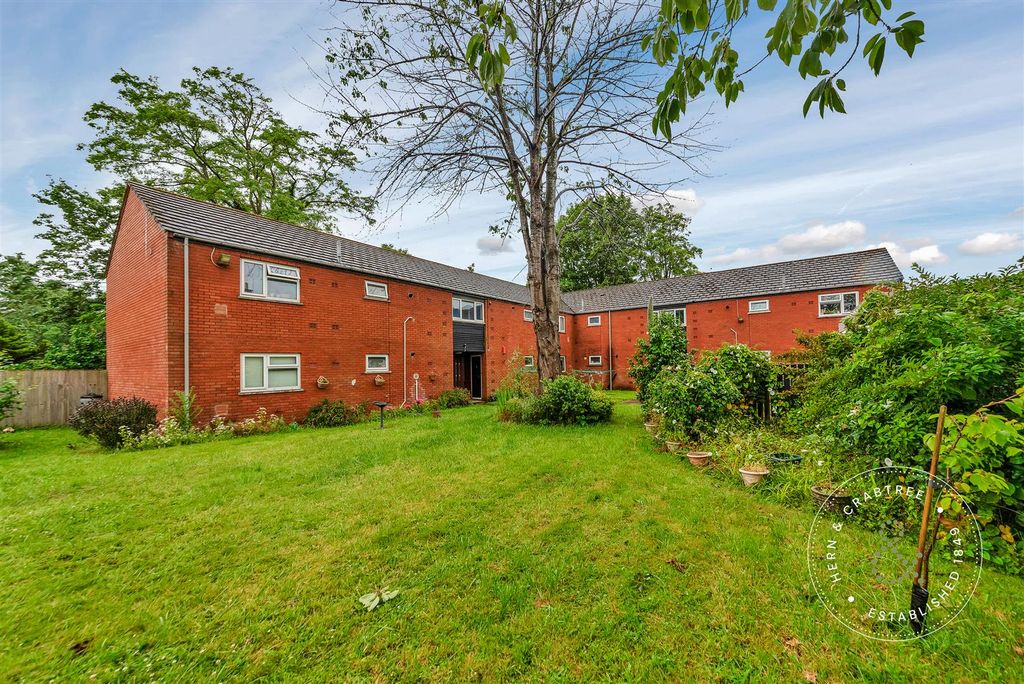 Property photo 1 of 14 Carmarthen-Court-14.Jpg