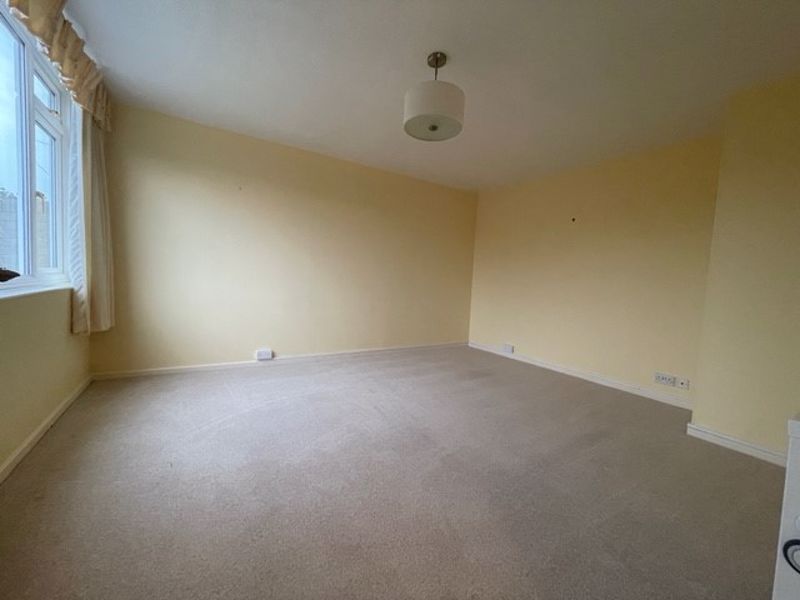 Property photo 3 of 12 Photo 15