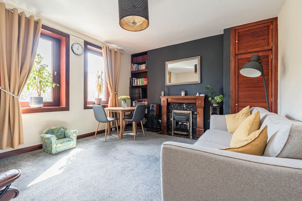 Property photo 2 of 14 Property Image 2