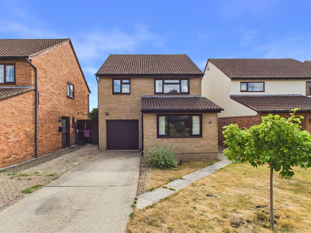 Property photo 1 of 16