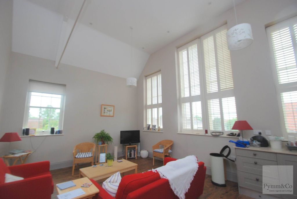 Property photo 2 of 3