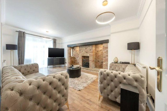 Property photo 2 of 23 Picture No. 22