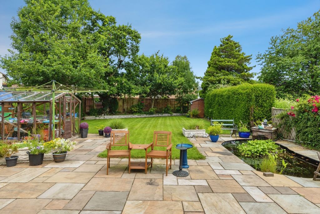 Property photo 2 of 29 Pbox-Img.Jpg