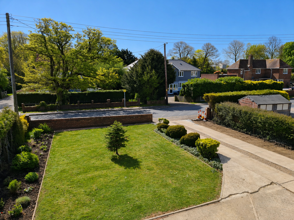 Property photo 2 of 20