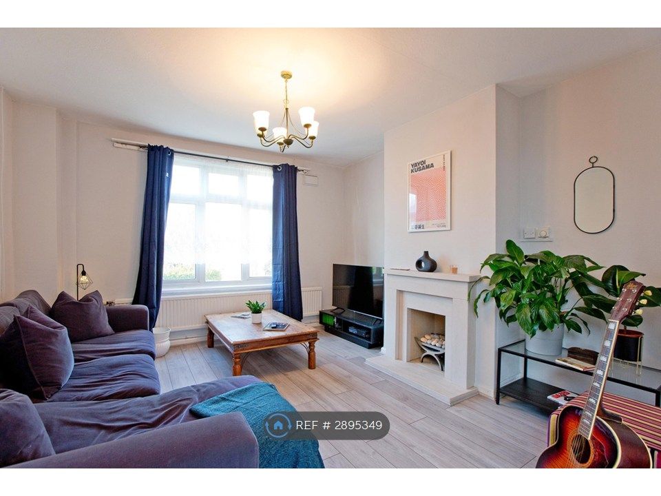 Property photo 1 of 4