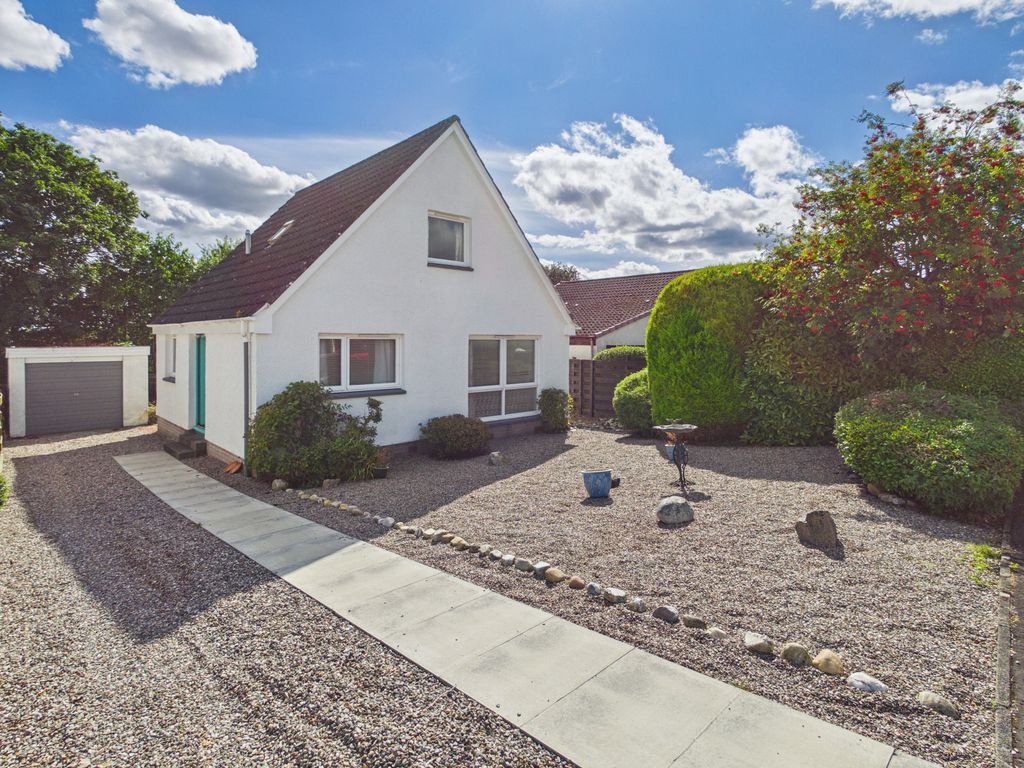Property photo 1 of 10