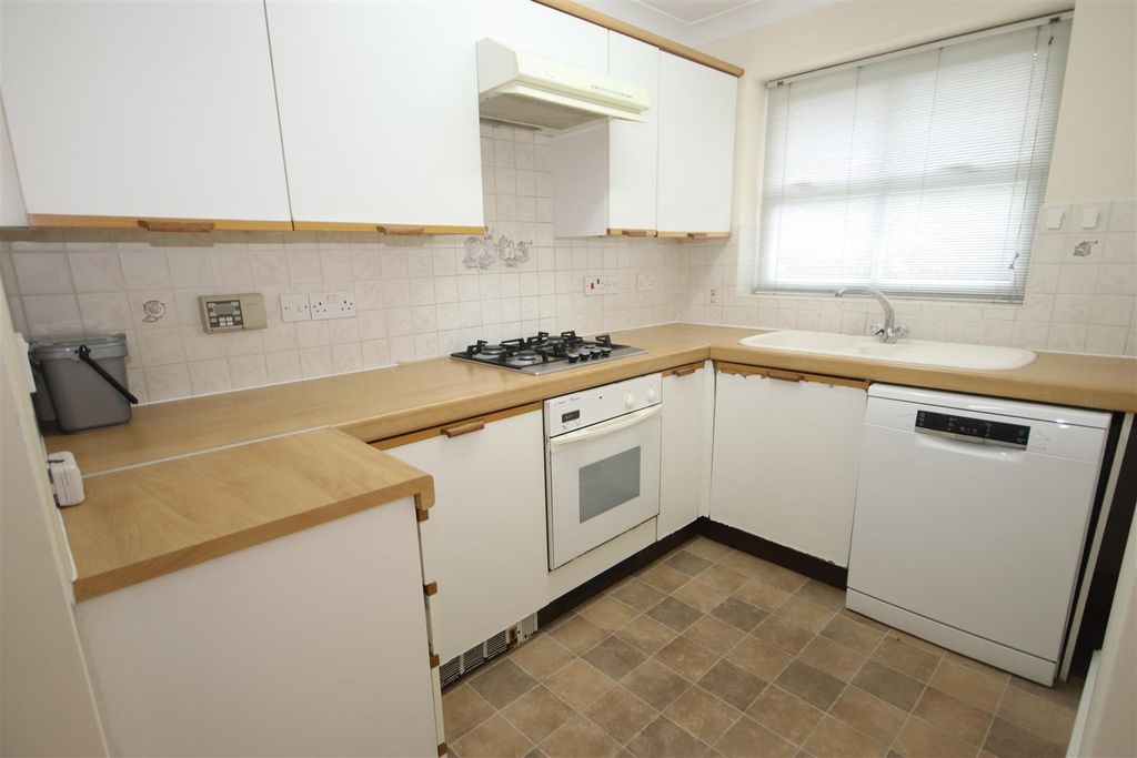 Property photo 2 of 13 Img_8906.Jpg
