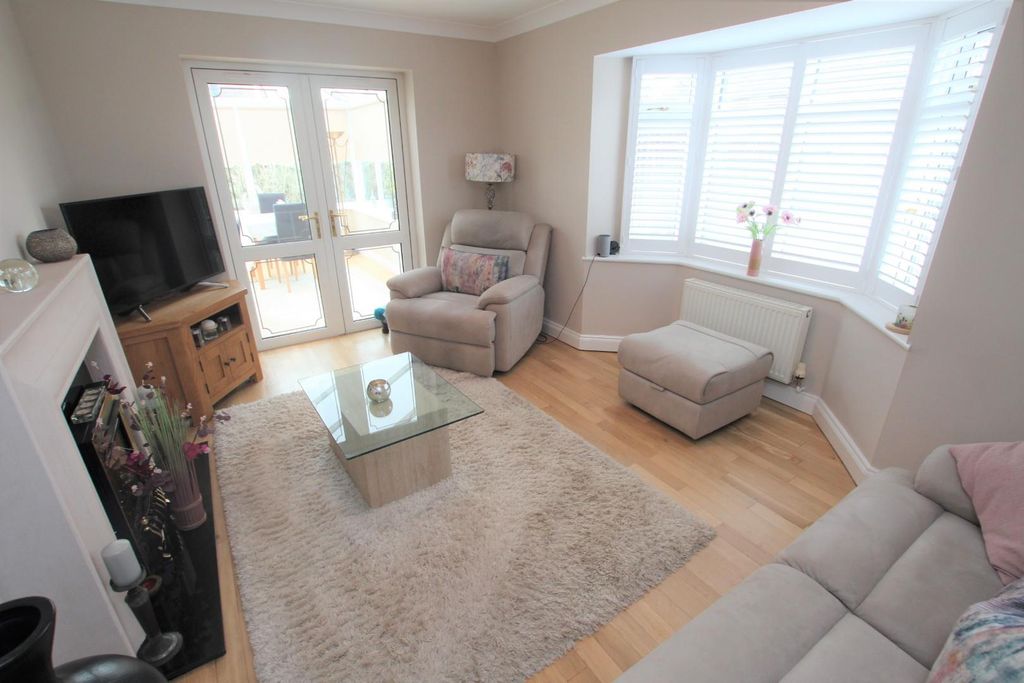 Property photo 2 of 13 Img_0188.Jpg