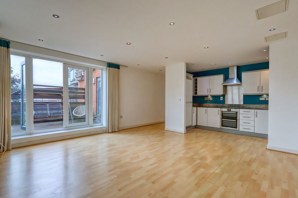 Property photo 2 of 10 Picture No. 05