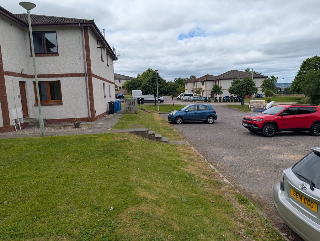 Property photo 3 of 19