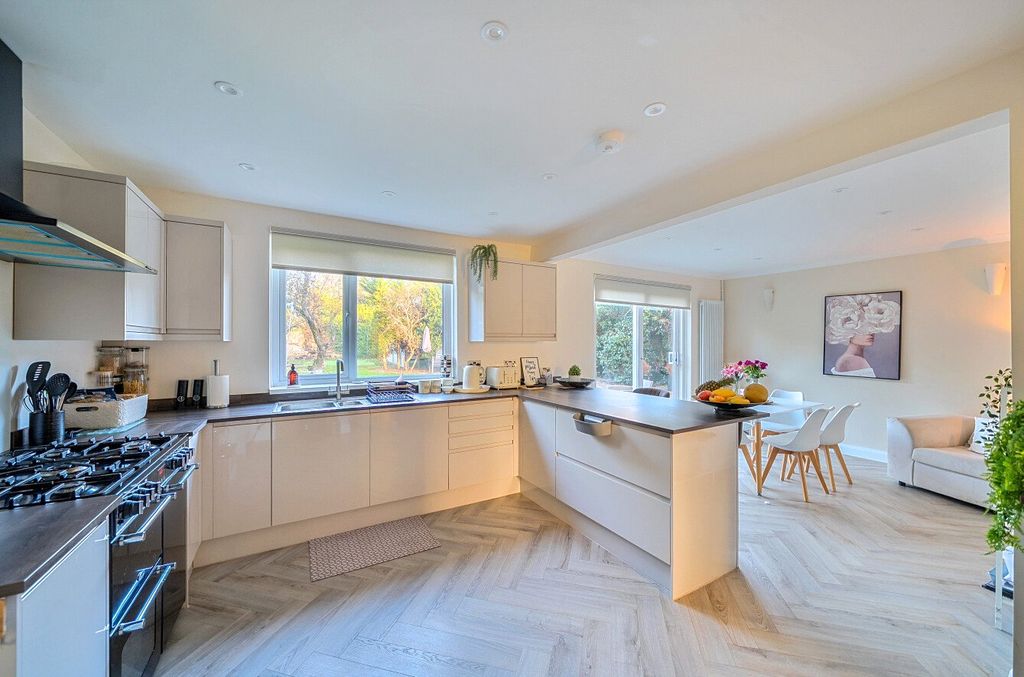 Property photo 3 of 14 Picture No. 04