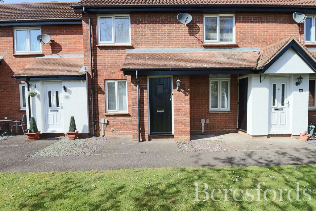 Property photo 1 of 9 Front