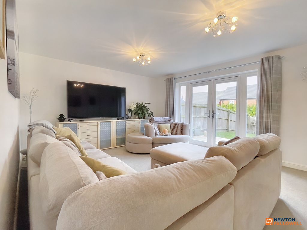 Property photo 3 of 28