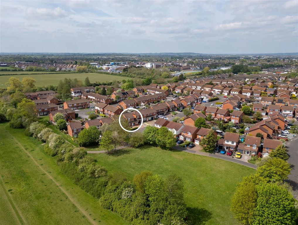 Property photo 2 of 18 Dji_0880-Hdr.Jpg