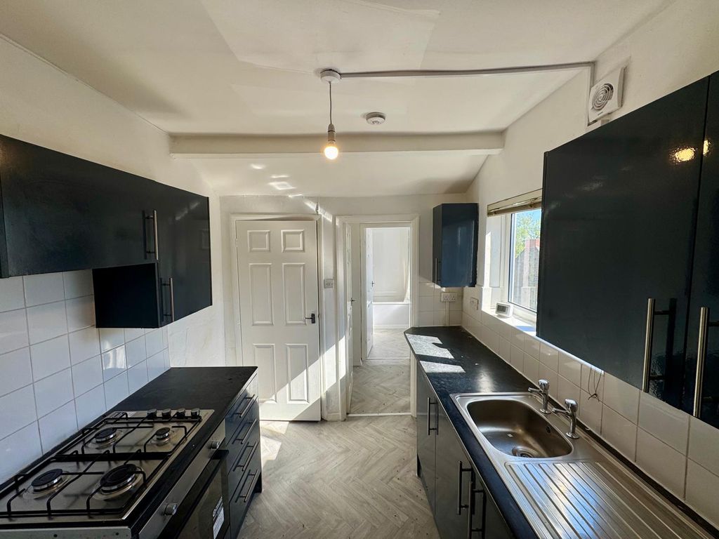 Property photo 2 of 9 Gallery