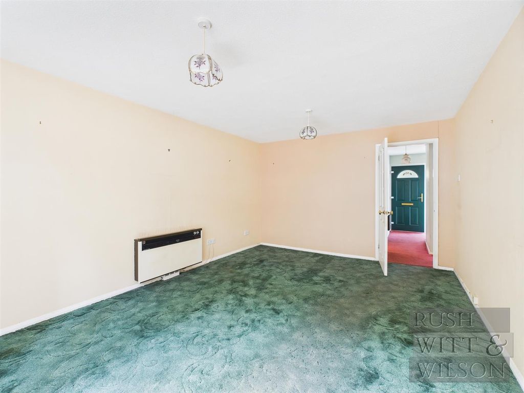 Property photo 3 of 19
