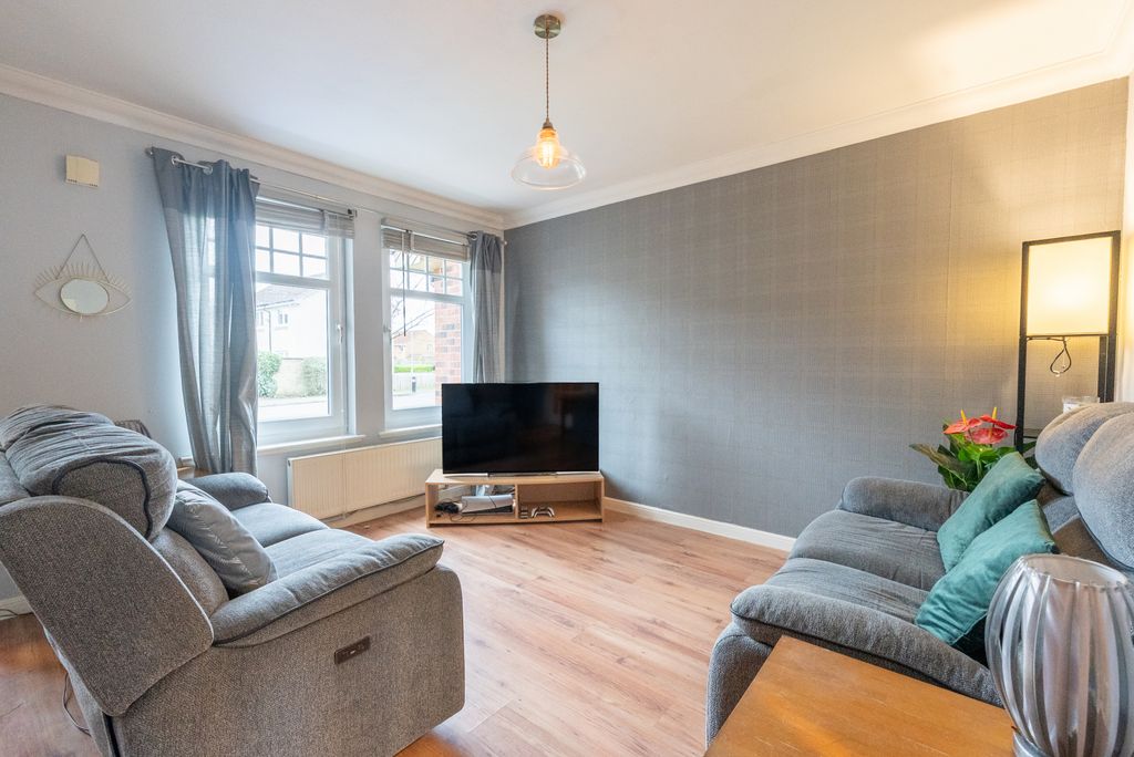 Property photo 2 of 28 Gallery