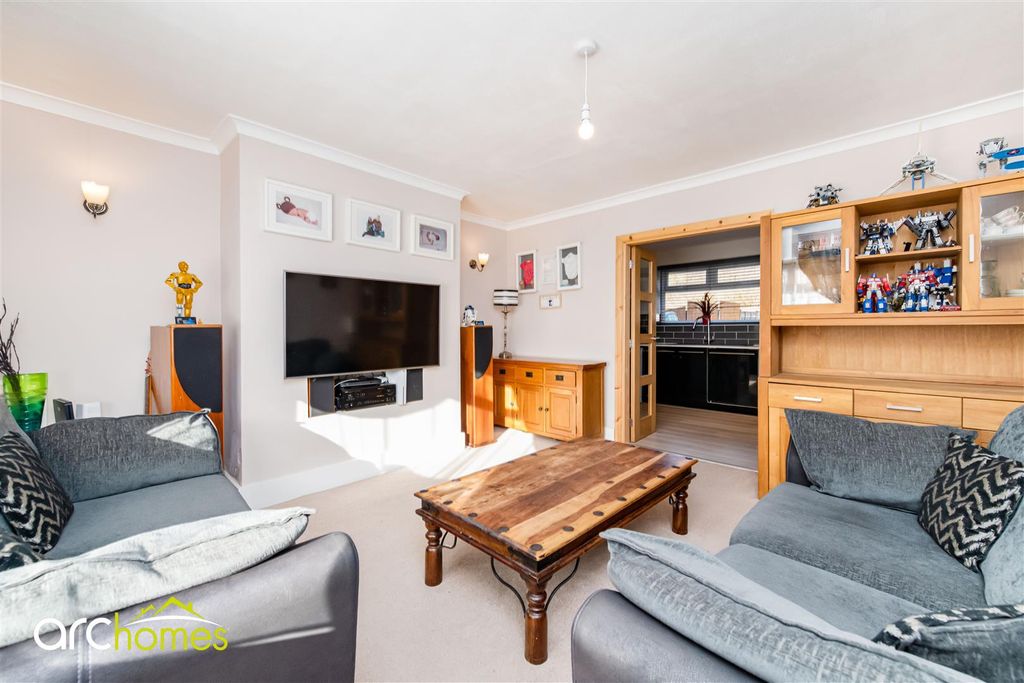 Property photo 2 of 31 Devonshire-14.Jpg