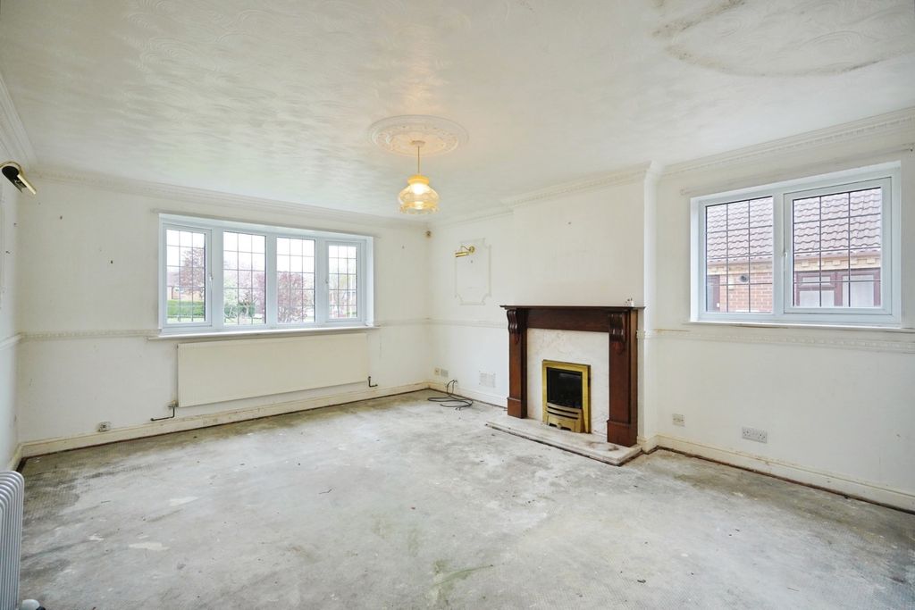 Property photo 2 of 18 Pbox-Img.Jpg