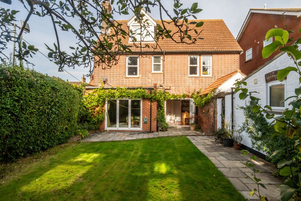 Property photo 1 of 39 3785223