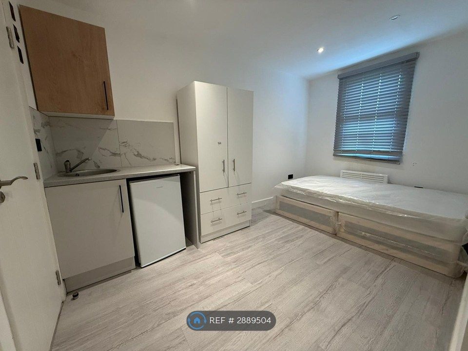 Property photo 1 of 4