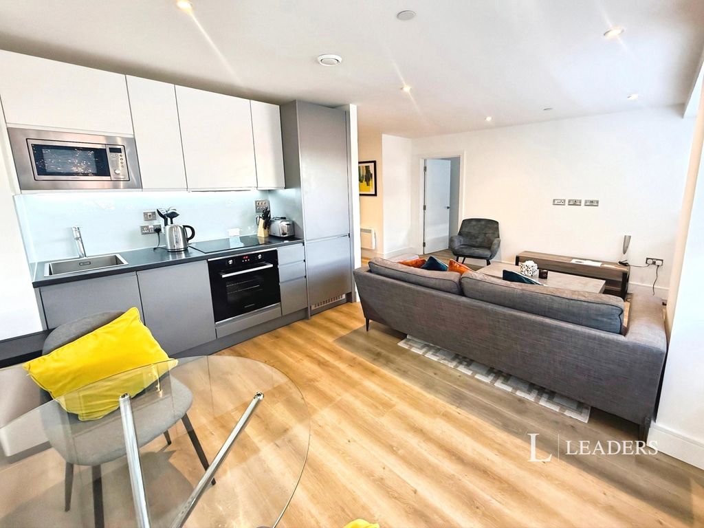 Property photo 1 of 8 Pbox-Img.Jpg