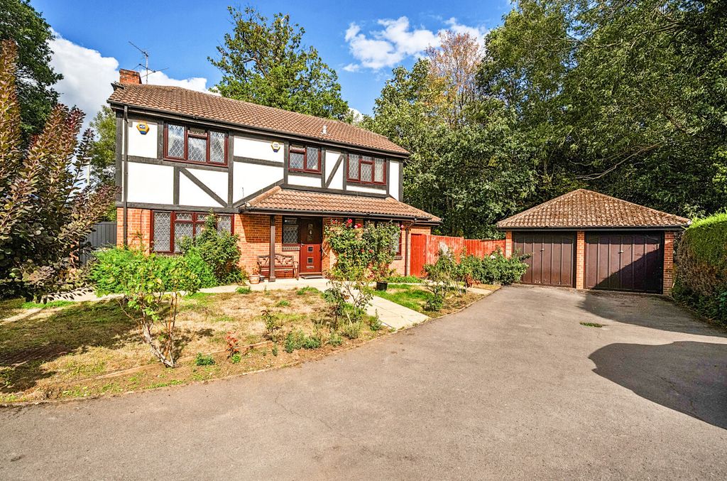 Property photo 1 of 18 1516994-14-1A0A58...