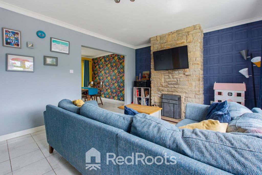 Property photo 2 of 28 5113092