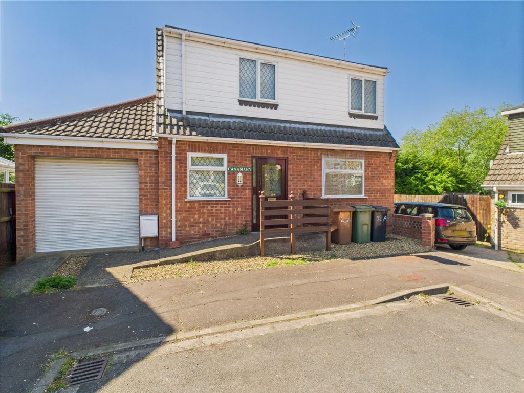 Property photo 1 of 9 Cam01909G0-Pr0334-Still016