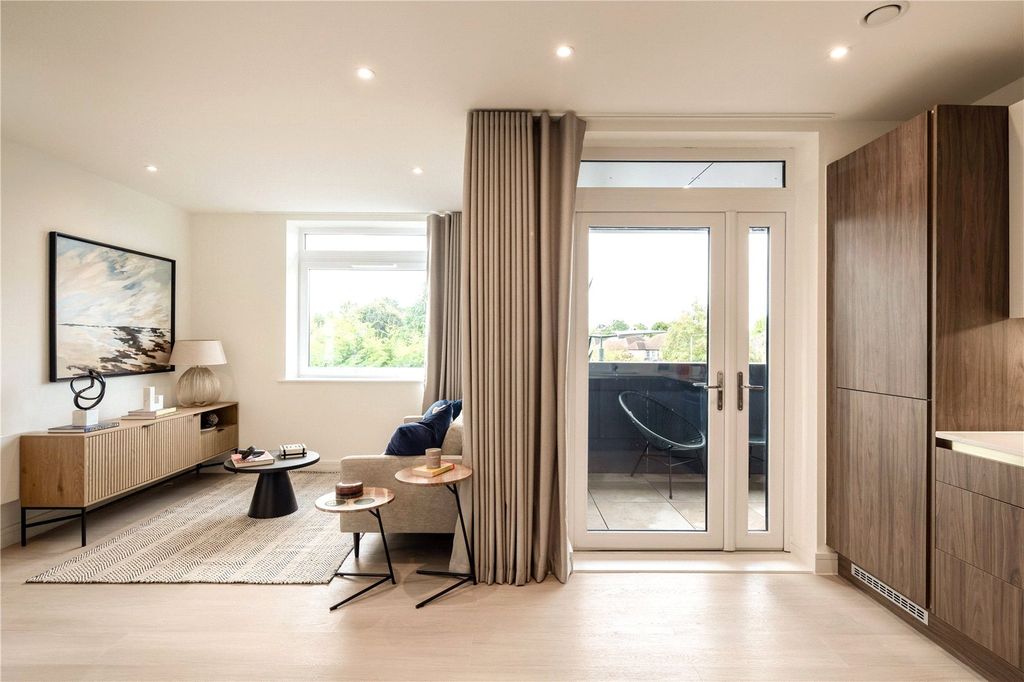 Property photo 1 of 13 Studio Show Home