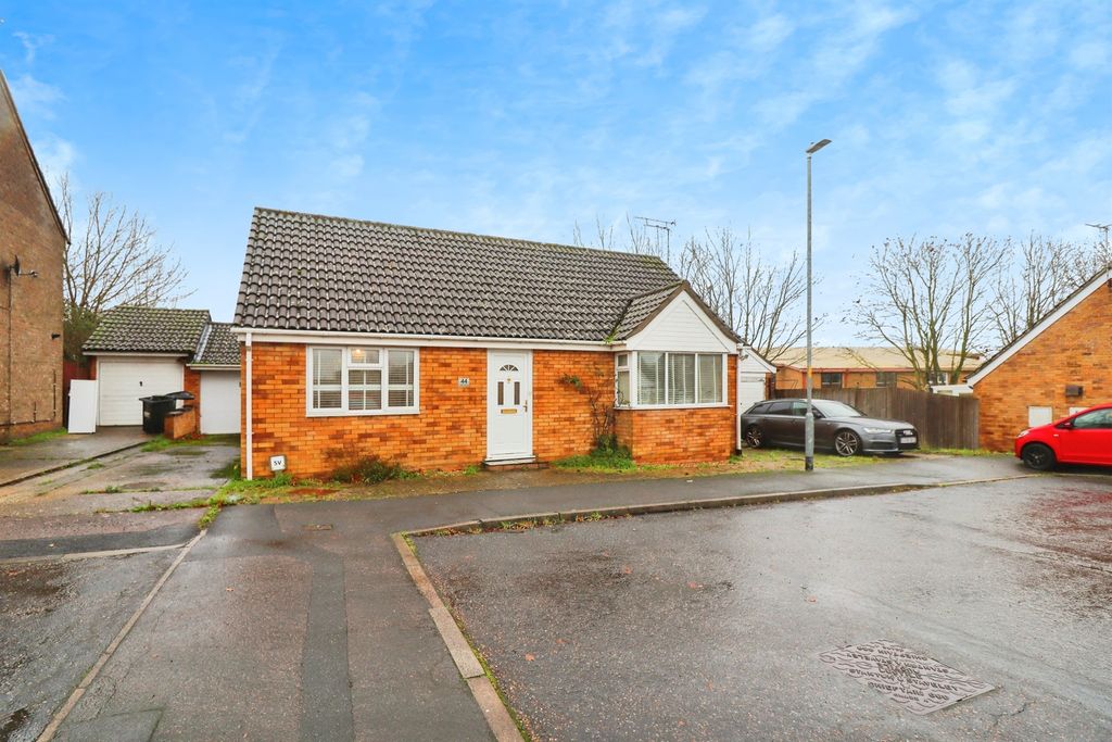 Property photo 1 of 17