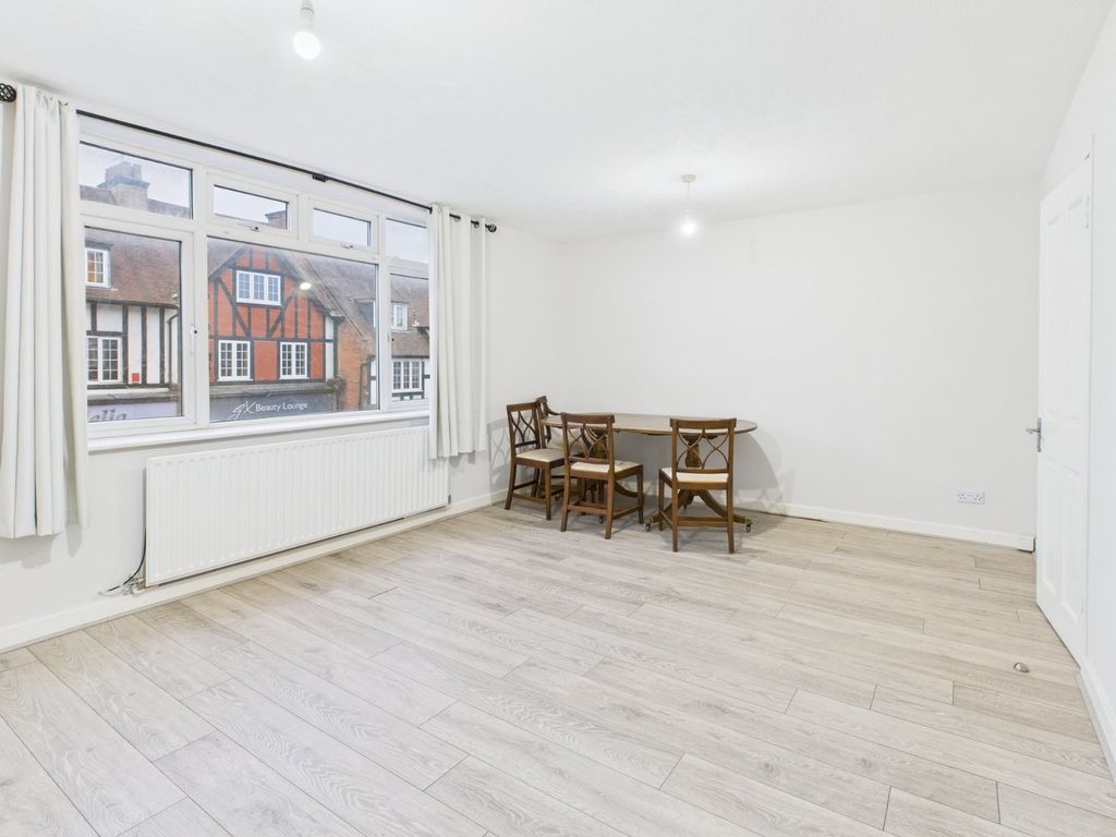 Property photo 3 of 11 Picture No. 13