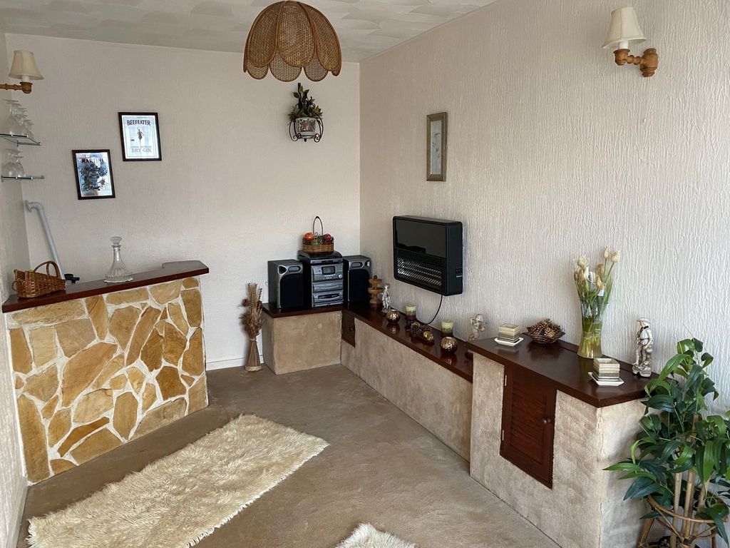 Property photo 3 of 17 Not Specified