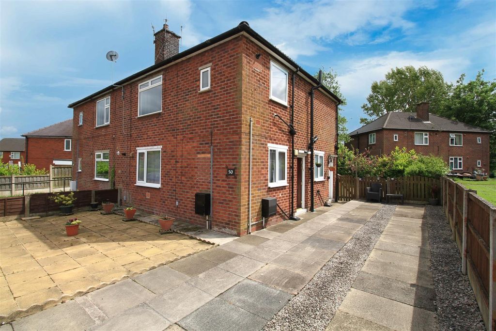 Property photo 1 of 11 External.Jpg
