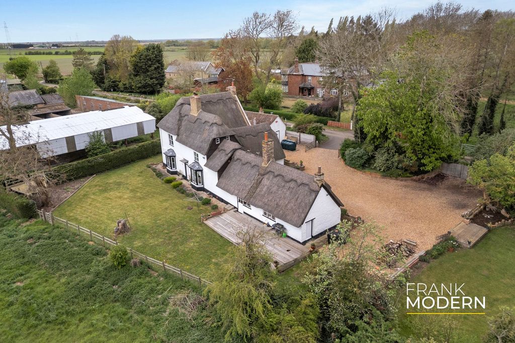 Property photo 1 of 91 Aerial