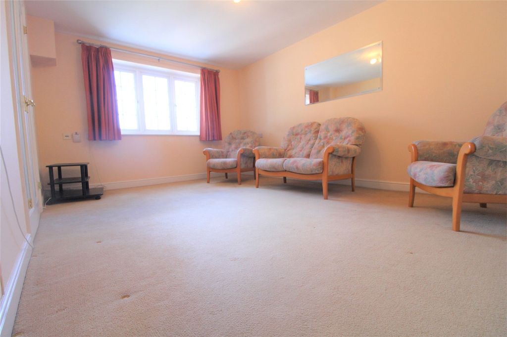 Property photo 3 of 15 Picture No. 28