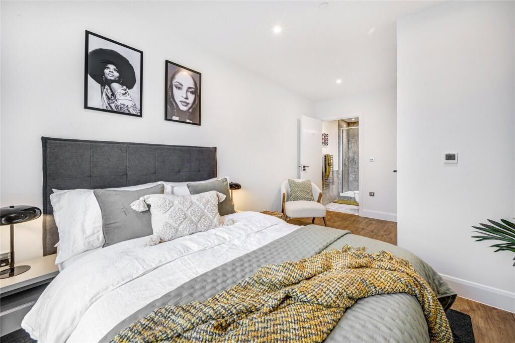 Property photo 3 of 10 Gallery