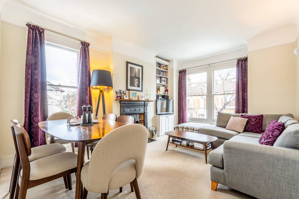 Property photo 1 of 7