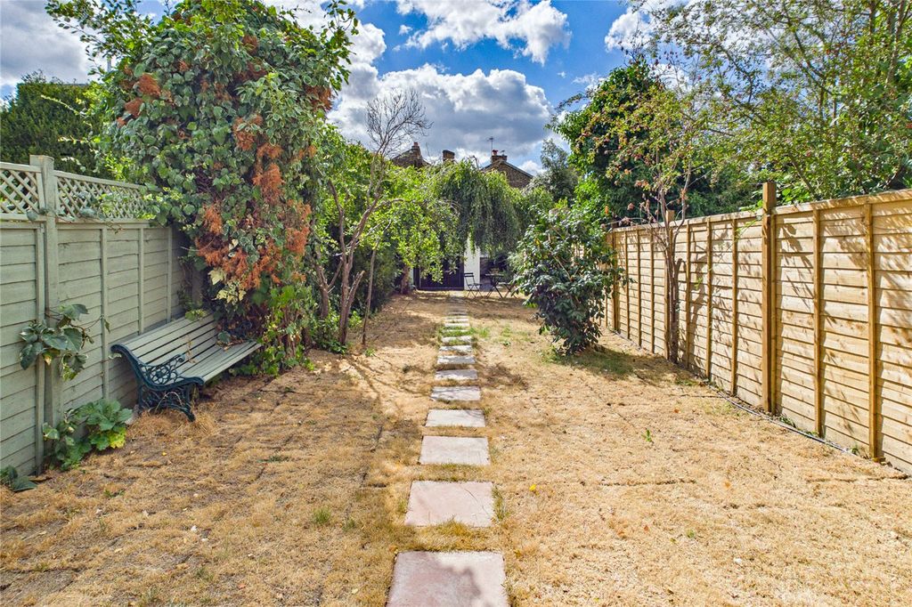 Property photo 3 of 21 Picture No. 09