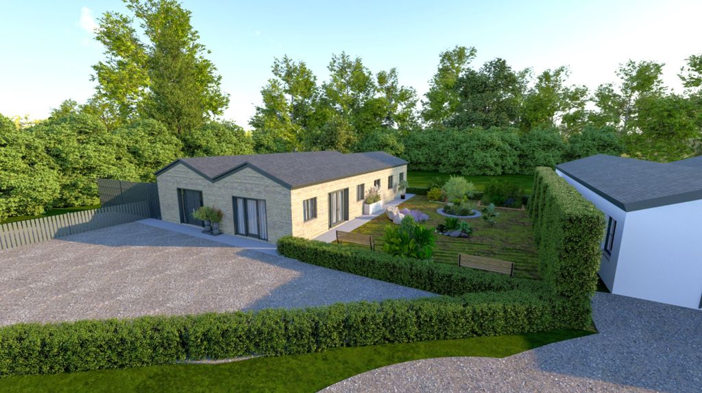 Property photo 2 of 10