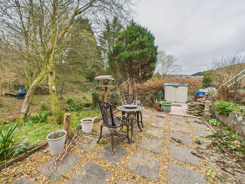 Property photo 3 of 44