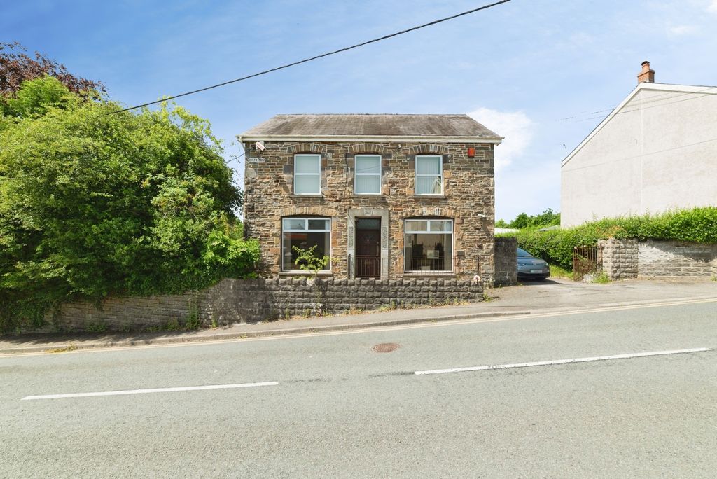 Property photo 1 of 18 Pbox-Img.Jpg
