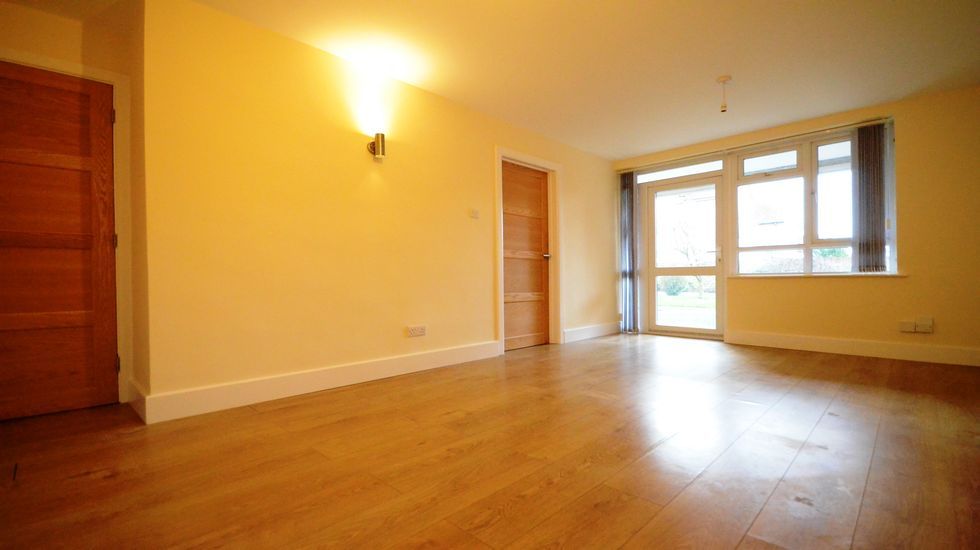 Property photo 2 of 7 2.Jpg