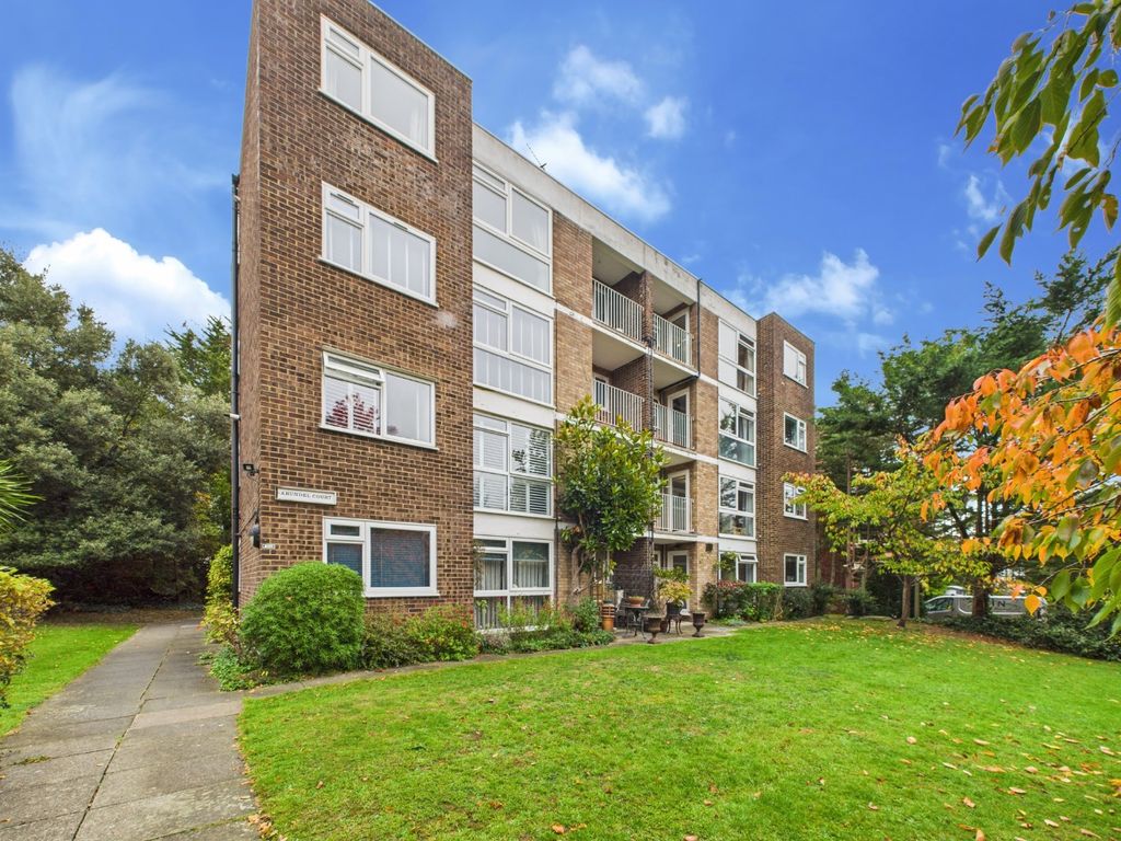 Property photo 2 of 10 4541752