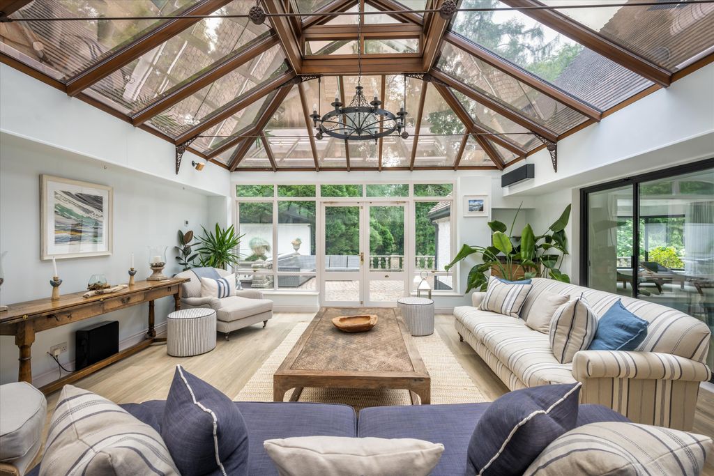 Additional image 18 of 8 bed detached house for saleLondon Road, Petersfield, Hampshire GU31