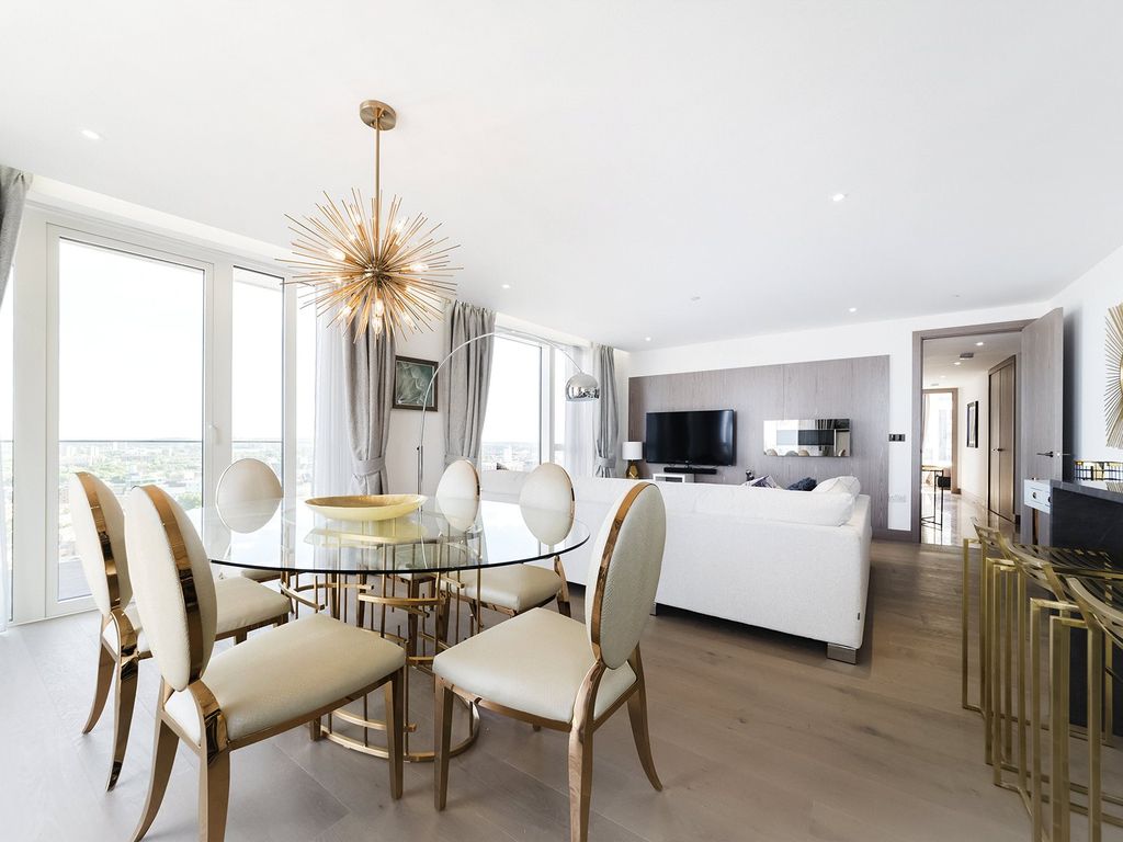 Property photo 3 of 34 Admiralty House, E1W